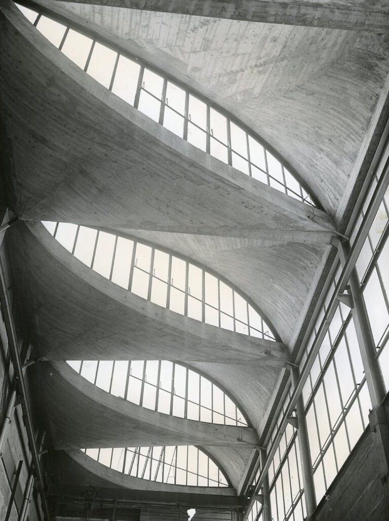 Building B4 of the synthetics manufacturing works at the Bracco plant of Milano Lambrate, late 1950s