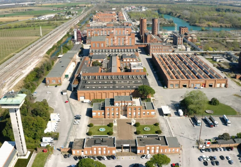 Panoramic view of the Bracco SPIN factory of Torviscosa, 2002