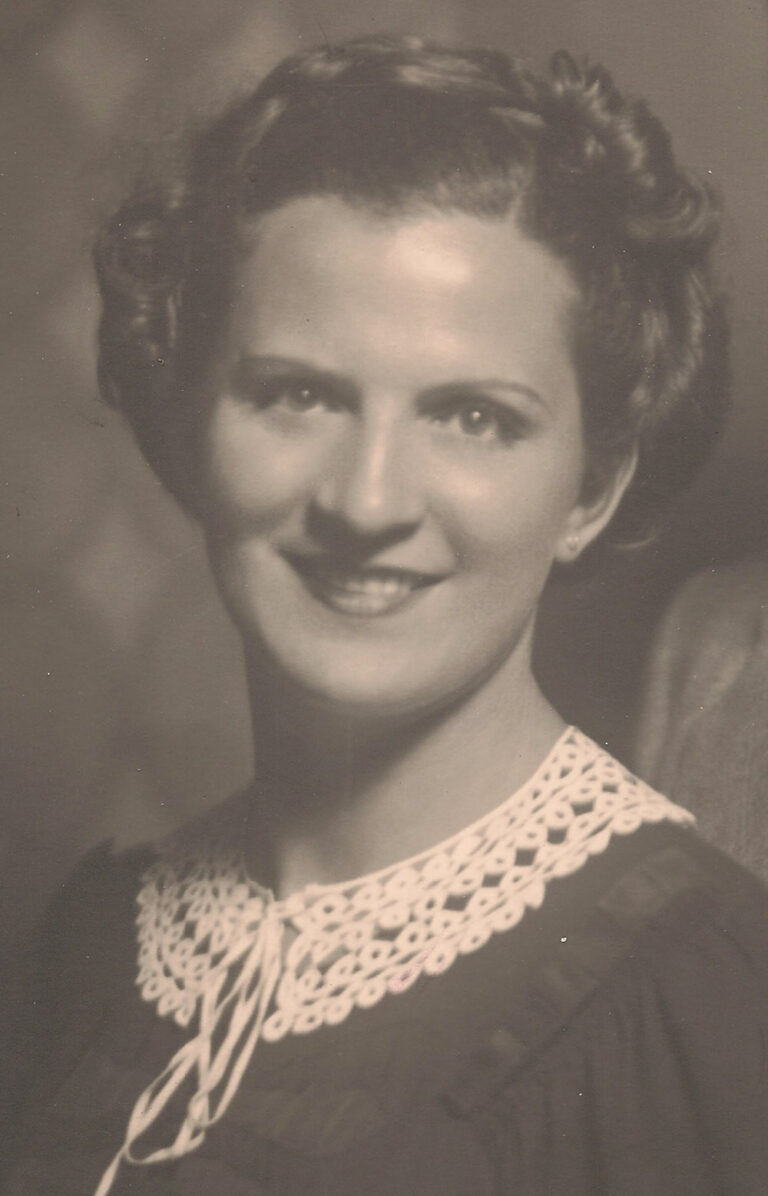 Anita Coppini, fine anni '30