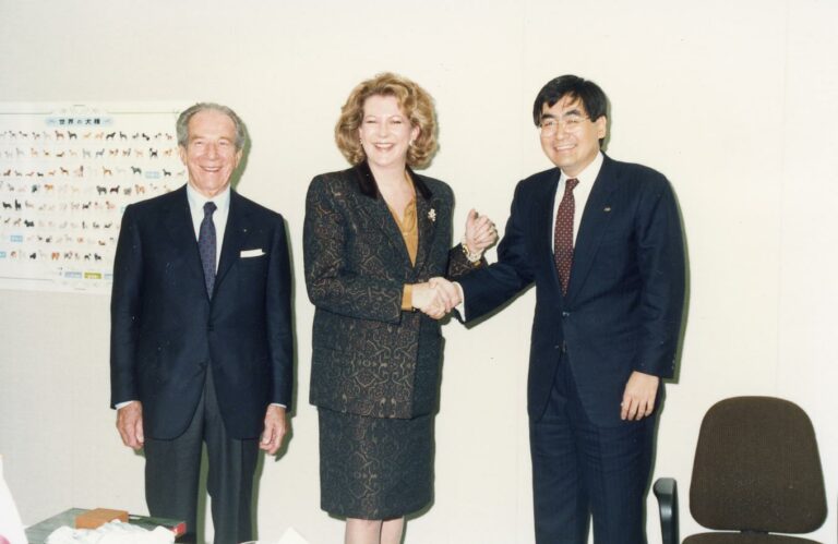 Fulvio Bracco e Diana Bracco in occasione della costituzione della joint venture tra Bracco ed Eisai, novembre 1990